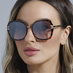 ADRIANA P02